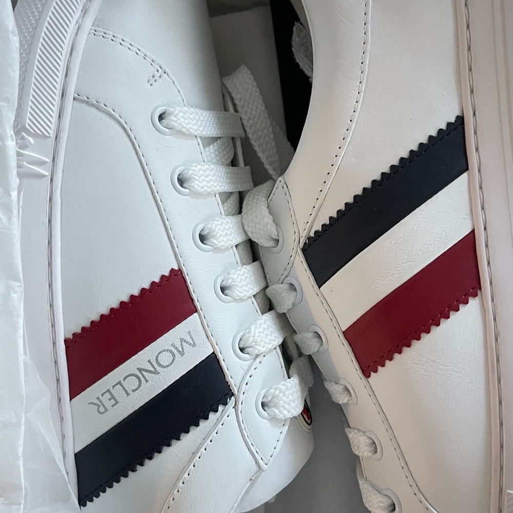 Moncler leather low top sneakers; Ariel